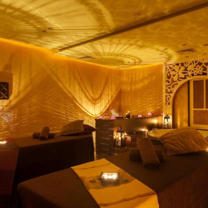 Cozy Apartment In Barcelo Royal Beach Hotel ***** Sunny Beach Eksteriør billede