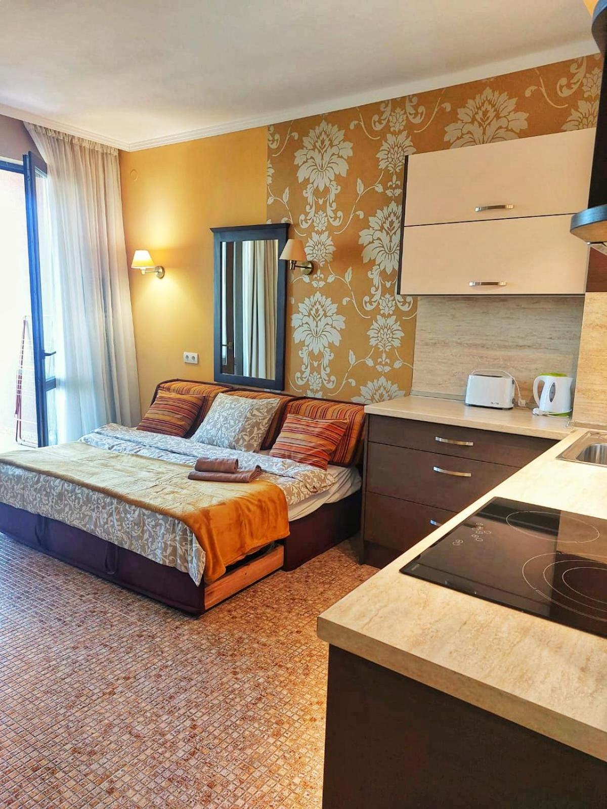 Cozy Apartment In Barcelo Royal Beach Hotel ***** Sunny Beach Eksteriør billede
